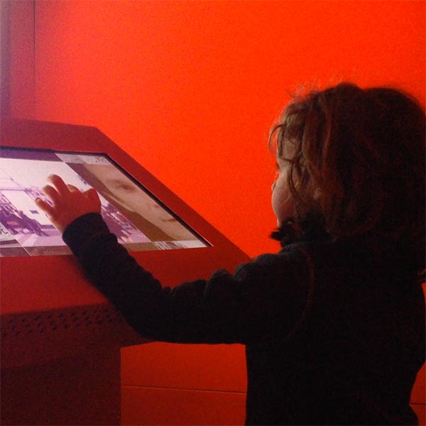 Installation interactive au musée des Confluences